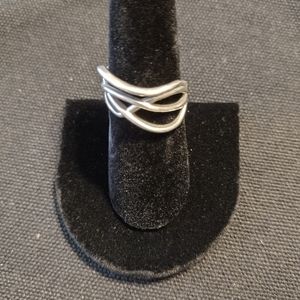 Sterling Silver Wave Design Band Ring Size 7 Stamped 925 CN FZN